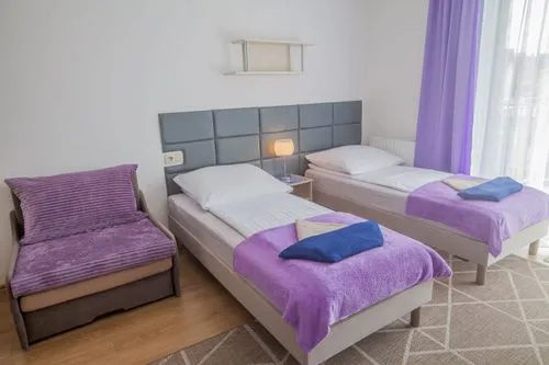 Room No. 5 - photo
